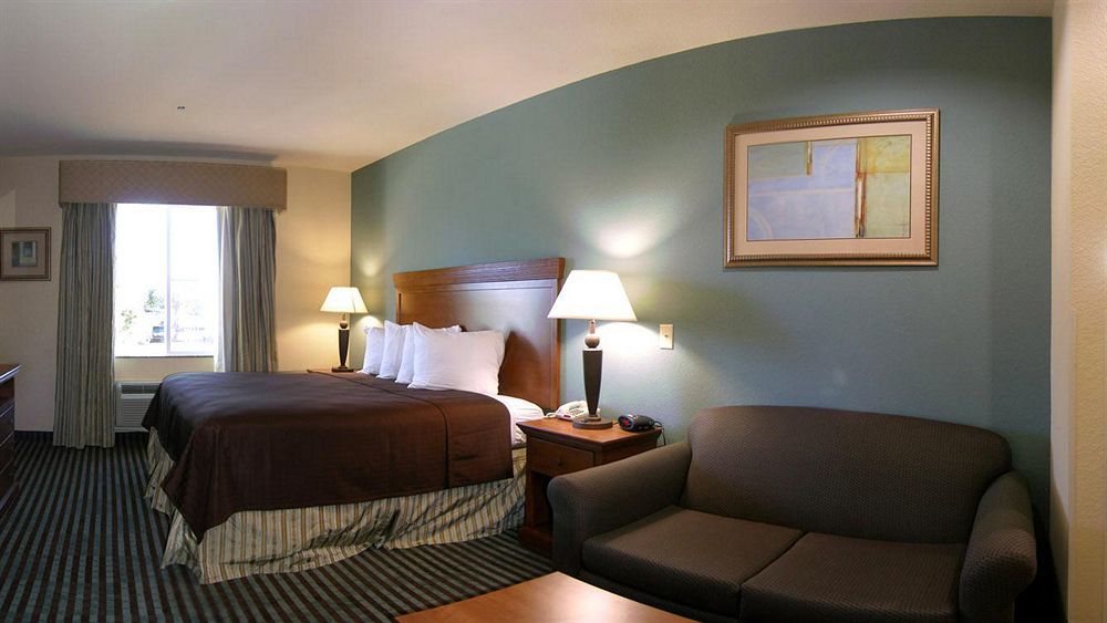 Executive Inn & Suites Marlin Екстер'єр фото