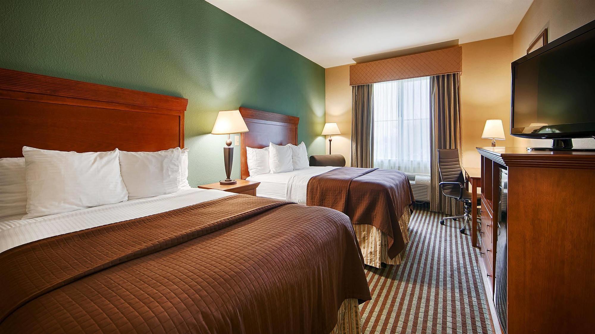 Executive Inn & Suites Marlin Екстер'єр фото